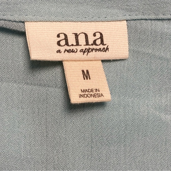 Twist Hem Blouse Women’s Medium Mint Green Seafoam Beachy Resortwear Top Shirt - Picture 5 of 8